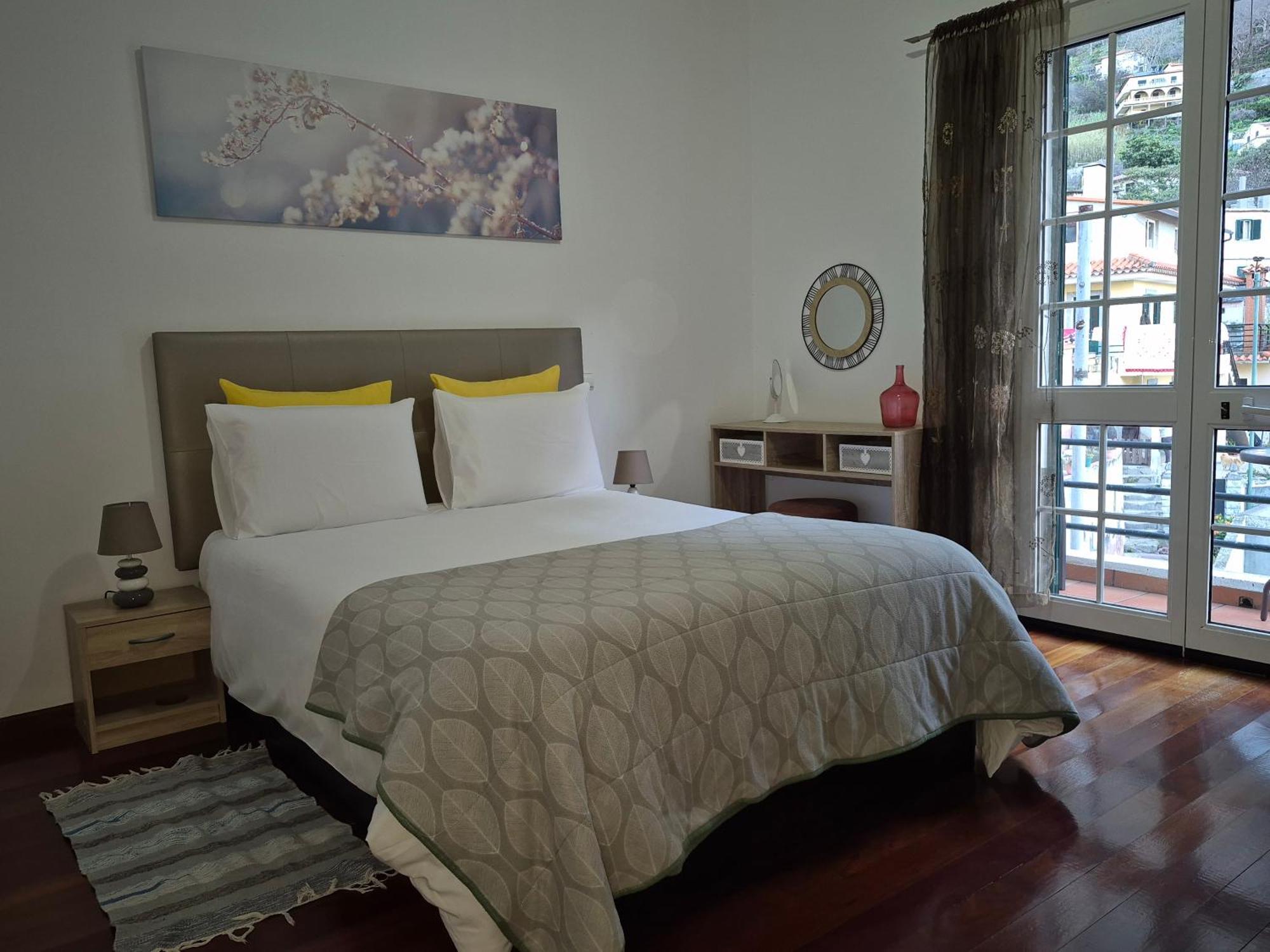 Valley Of Nuns Holiday Apartments Curral Das Freiras Exterior photo
