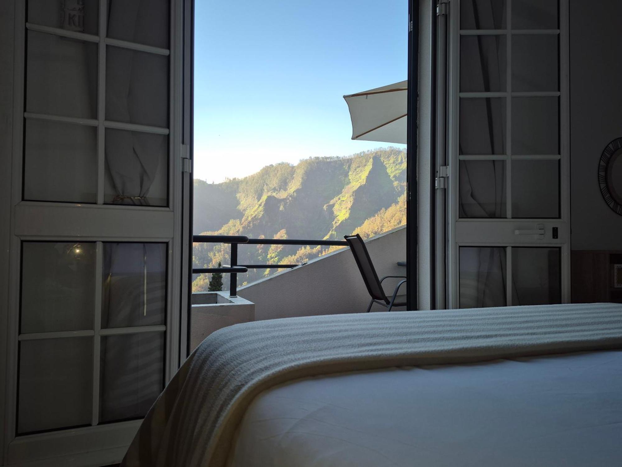 Valley Of Nuns Holiday Apartments Curral Das Freiras Exterior photo